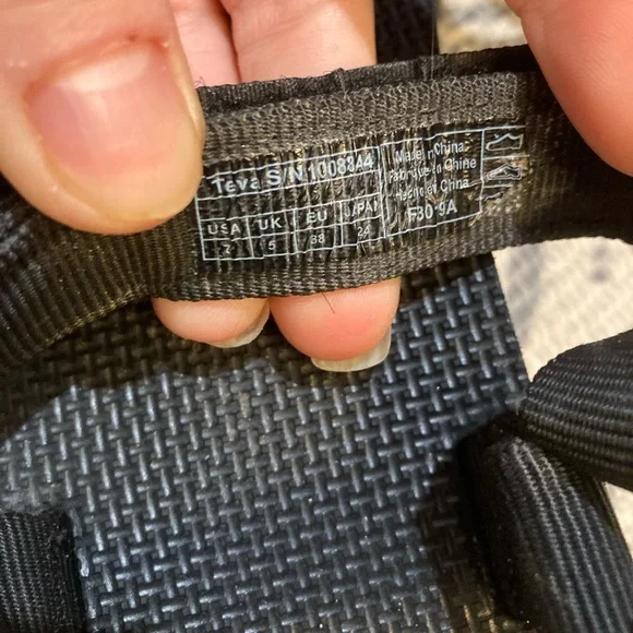 Teva Black Flatform Platform Sandals size 7 Women’s - Picture 4 of 5